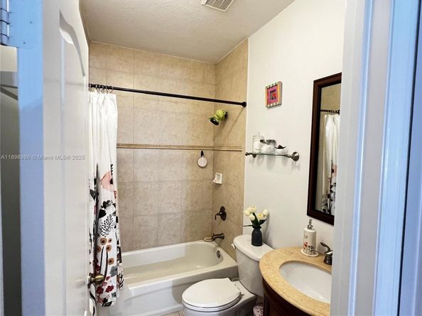 3730 SW 69th Ave 3730, Miami FL 33155