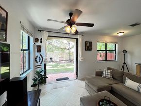 3730 SW 69th Ave 3730, Miami FL 33155