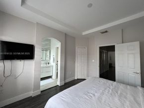 8330 NW 107th Pl 721, Doral FL 33178