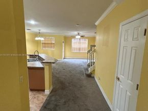 3 Largo Way, Boynton Beach FL 33426
