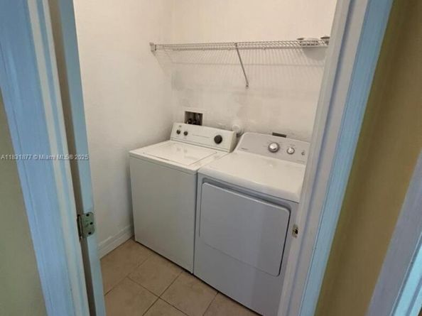 3 Largo Way, Boynton Beach FL 33426