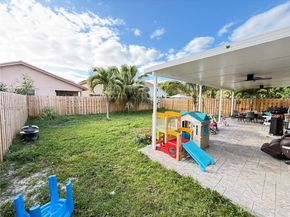 18318 NW 61st Ct, Hialeah FL 33015