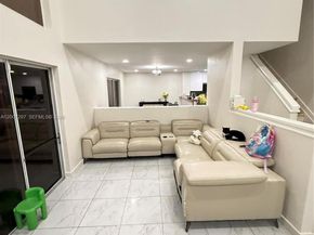 18318 NW 61st Ct, Hialeah FL 33015