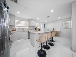 270 W 14th St, Hialeah FL 33010