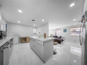 270 W 14th St, Hialeah FL 33010