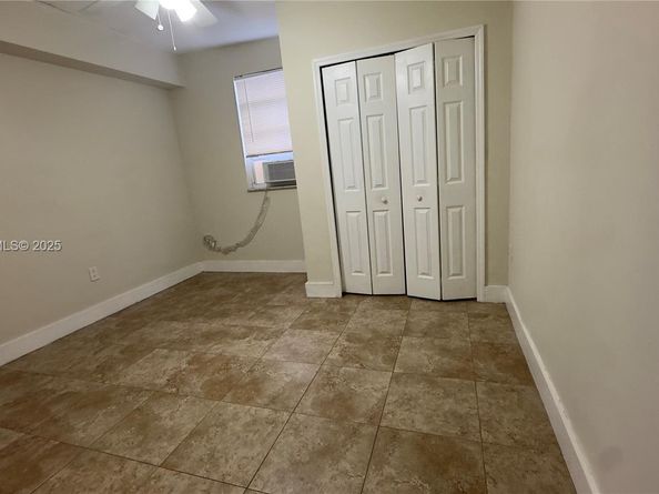 5125 SW 102nd Ave, Miami FL 33165