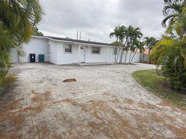 5125 SW 102nd Ave, Miami FL 33165