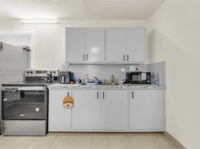 12691 SW 190th St, Miami FL 33177