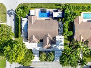 12302 SW 99th St, Miami FL 33186