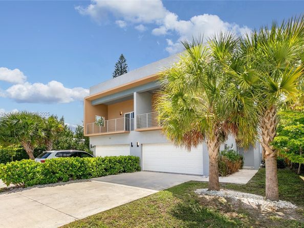 1123 NE 23rd Ter, Pompano Beach FL 33062