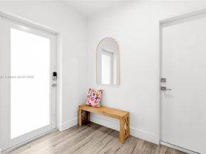 1123 NE 23rd Ter, Pompano Beach FL 33062