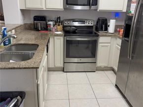 27535 SW 142nd Ave, Homestead FL 33032
