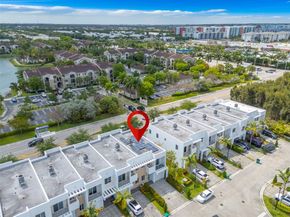 7234 NW 103rd Path, Doral FL 33178