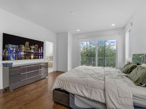 7234 NW 103rd Path, Doral FL 33178