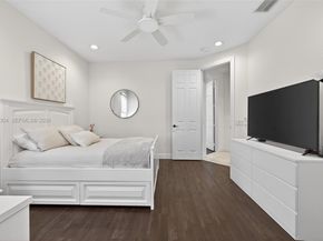 1396 Victoria Isle Dr, Weston FL 33327