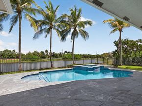 1396 Victoria Isle Dr, Weston FL 33327