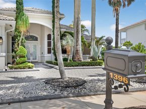 1396 Victoria Isle Dr, Weston FL 33327