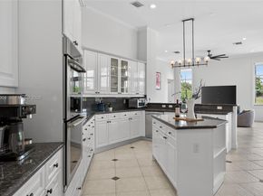 1396 Victoria Isle Dr, Weston FL 33327