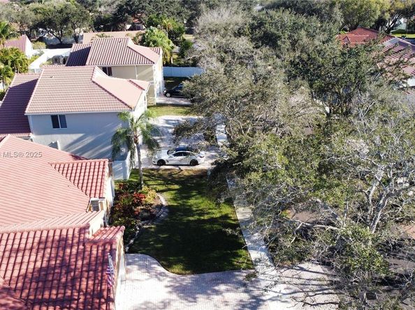 13001 SW 19th Dr, Miramar FL 33027