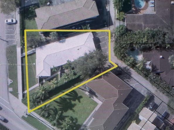 715 NE 92nd St, Miami Shores FL 33138