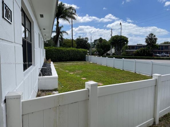 715 NE 92nd St, Miami Shores FL 33138