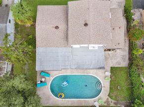 7270 NW 1st St, Pembroke Pines FL 33024