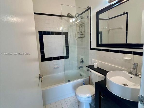 1244 Pennsylvania Ave 305, Miami Beach FL 33139