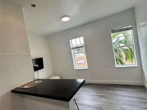 1244 Pennsylvania Ave 305, Miami Beach FL 33139