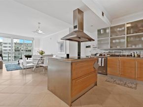 218 SE 14th St 1003, Miami FL 33131