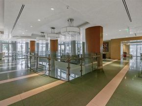 218 SE 14th St 1003, Miami FL 33131