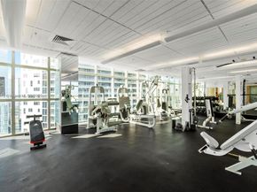 218 SE 14th St 1003, Miami FL 33131