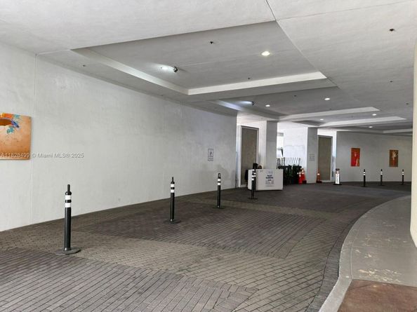 1750 N Bayshore Dr 2707, Miami FL 33132