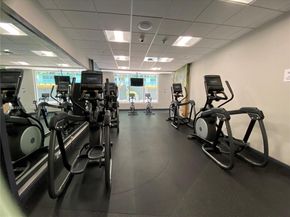 1750 N Bayshore Dr 2707, Miami FL 33132