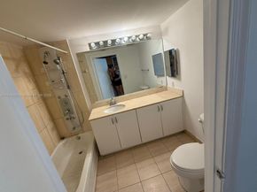 1750 N Bayshore Dr 2707, Miami FL 33132