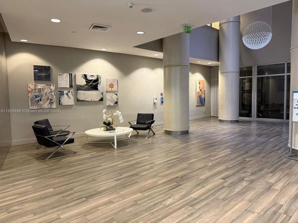 1750 N Bayshore Dr 2707, Miami FL 33132