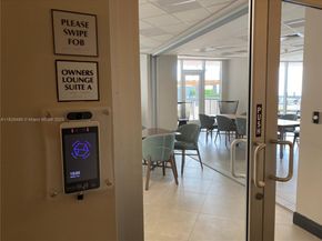 1750 N Bayshore Dr 2707, Miami FL 33132
