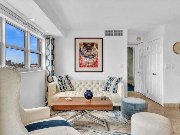 1881 Washington Ave 10G, Miami Beach FL 33139