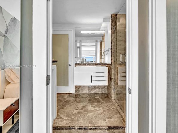 1881 Washington Ave 10G, Miami Beach FL 33139