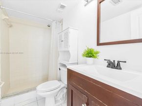 110 Lake Emerald Dr 403, Oakland Park FL 33309