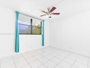 110 Lake Emerald Dr 403, Oakland Park FL 33309