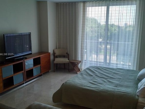 50 Biscayne Blvd 508, Miami FL 33132