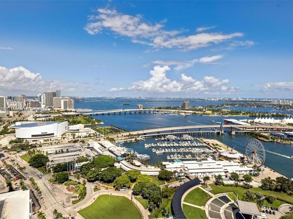 50 Biscayne Blvd 508, Miami FL 33132