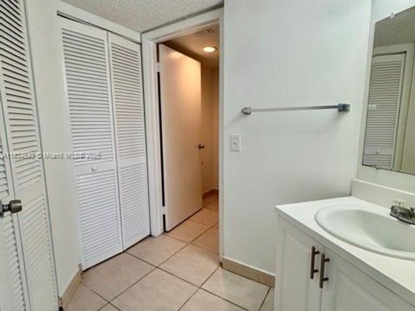 8255 SW 152nd Ave E215, Miami FL 33193
