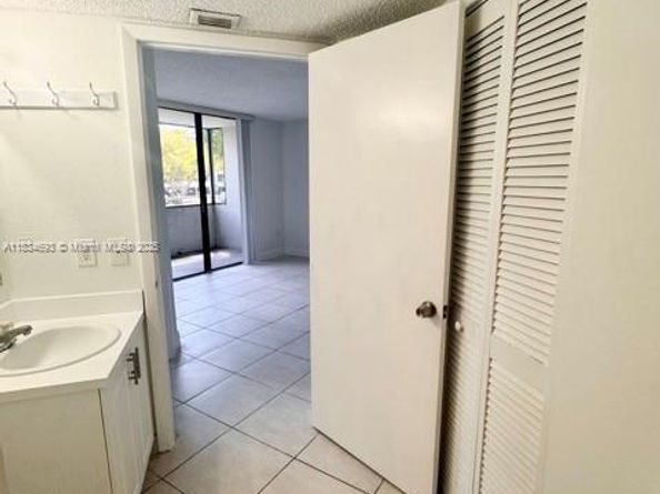 8255 SW 152nd Ave E215, Miami FL 33193