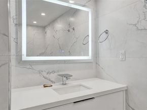 5700 Collins Ave 12E, Miami Beach FL 33140