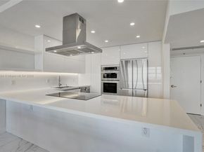 5700 Collins Ave 12E, Miami Beach FL 33140