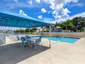 30 Windsor Lane, Palm Beach Gardens FL 33418
