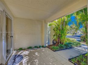 30 Windsor Lane, Palm Beach Gardens FL 33418