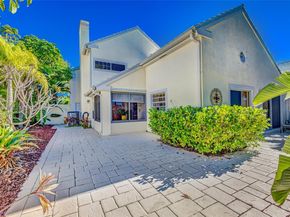 30 Windsor Lane, Palm Beach Gardens FL 33418