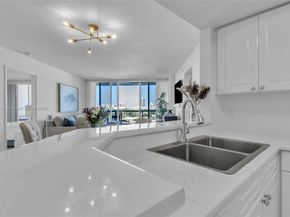 1800 Sunset Harbour Dr 1003, Miami Beach FL 33139